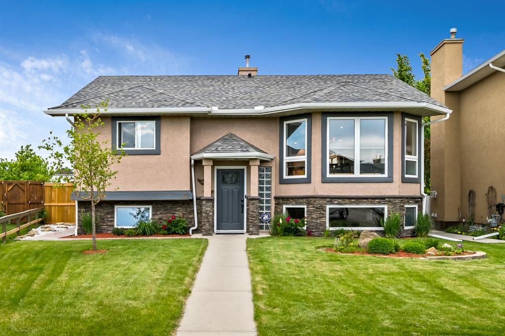 I have sold a property at 19 Cimarron HILL in Okotoks
